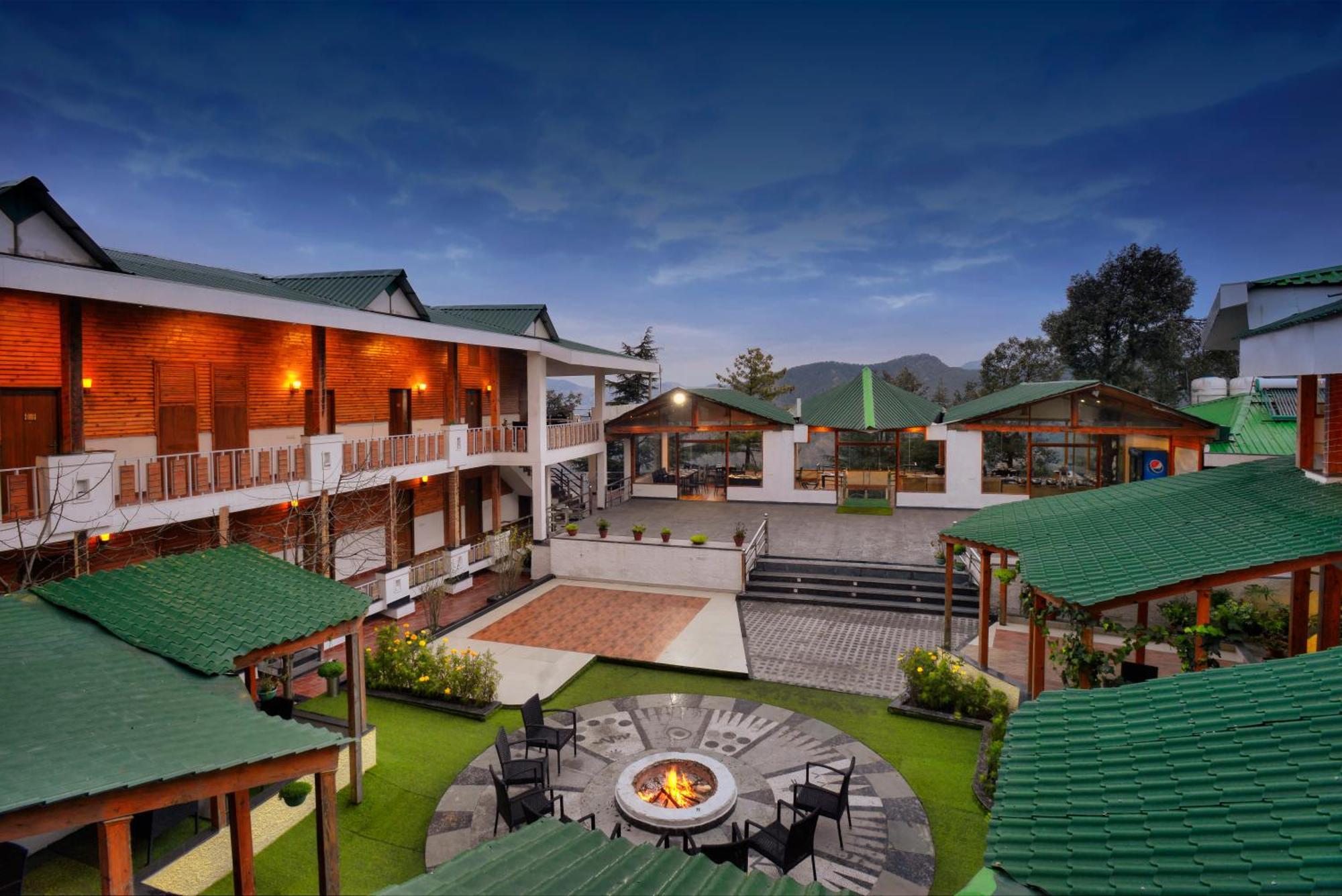 Treehouse Chail Villas Екстериор снимка
